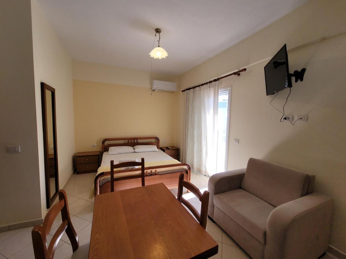 Vila Mihasi Ksamil Luaran gambar